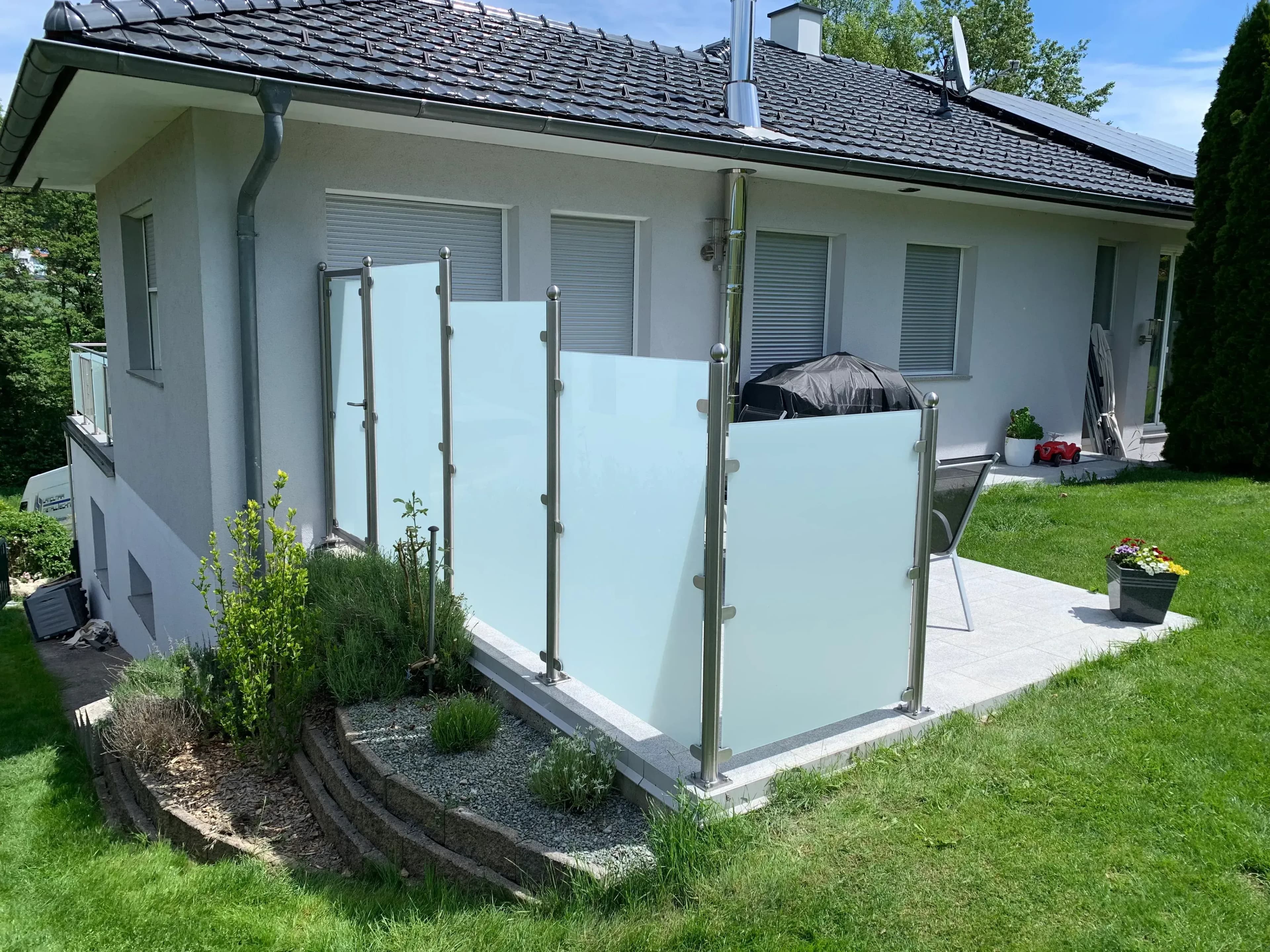 Sichtschutzzaun in Freistadt montieren – Jetzt beraten lassen